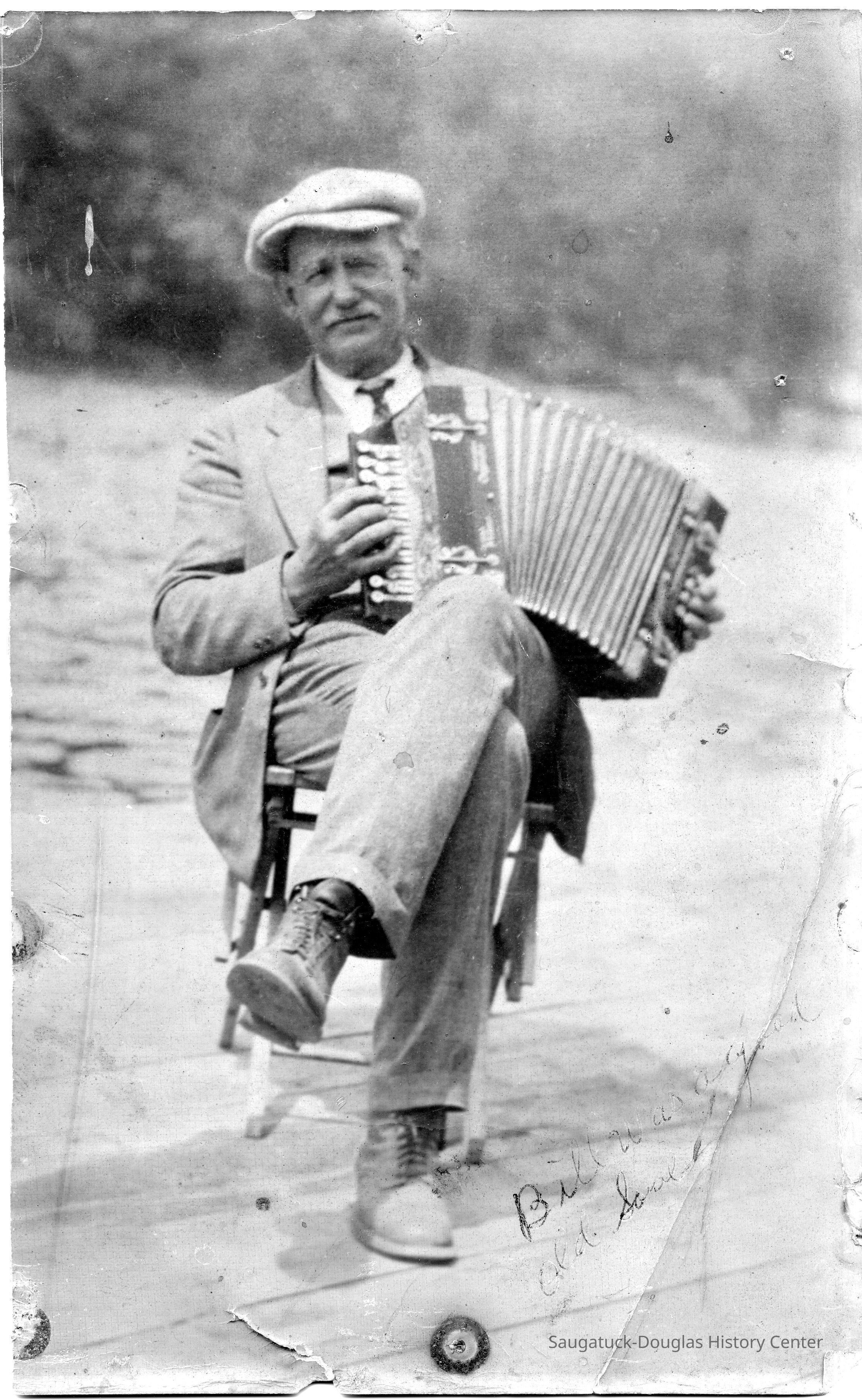 89-1-265_Bill_Hasselgren_1920s.jpg 2.7MB; Bill was a good old soul