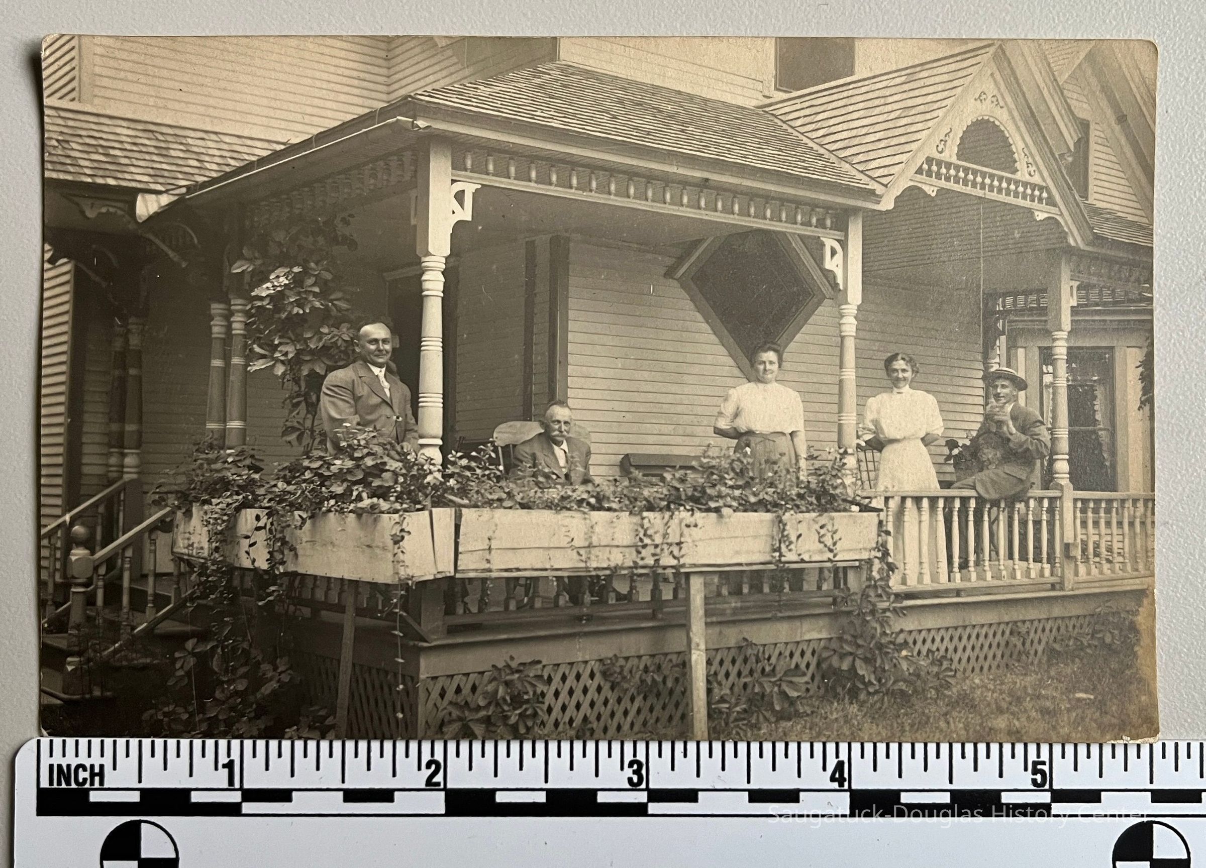          Captian Phelps' Porch picture number 1
   
