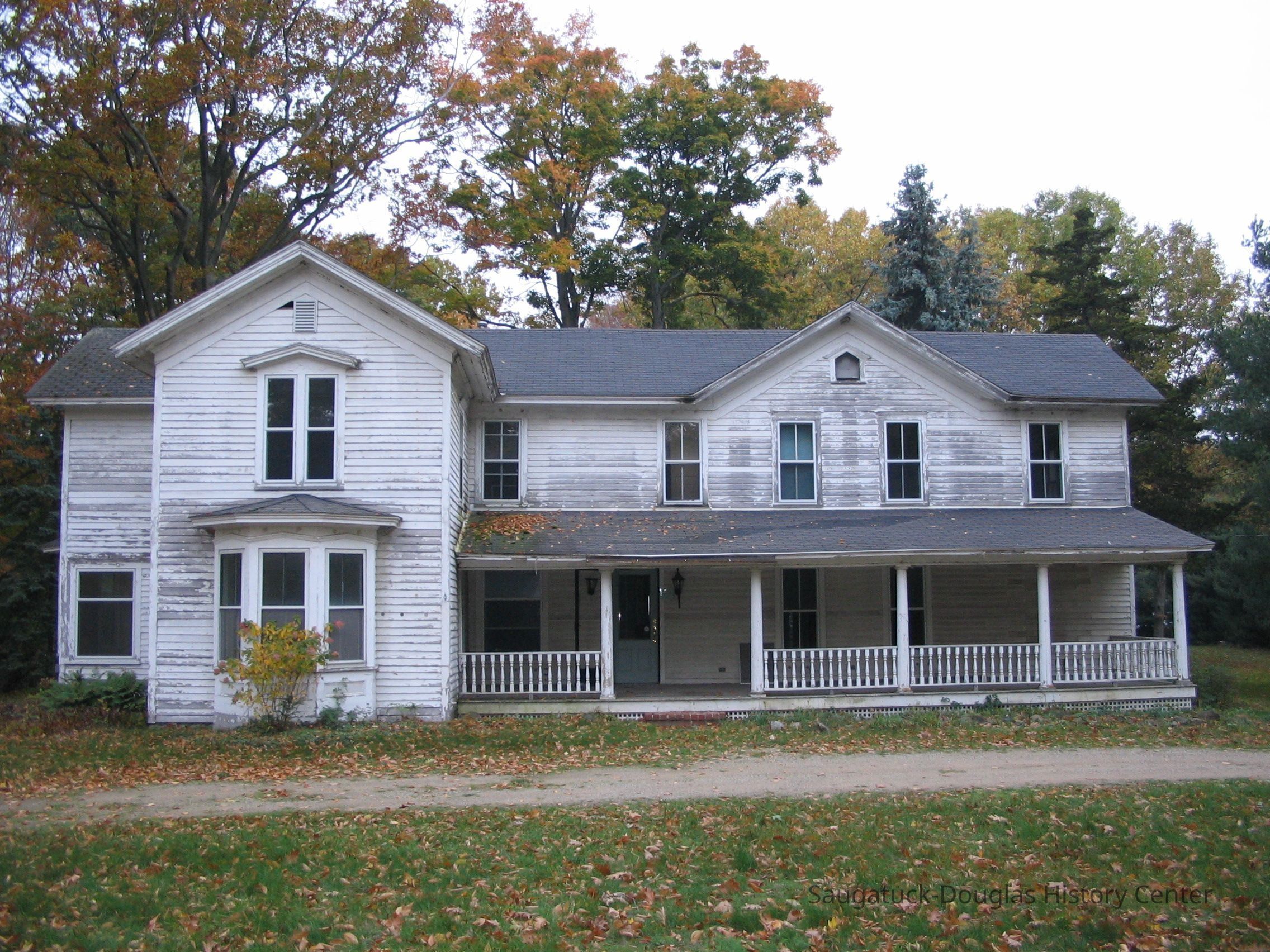          East Facade_1.JPG 1.5MB
   