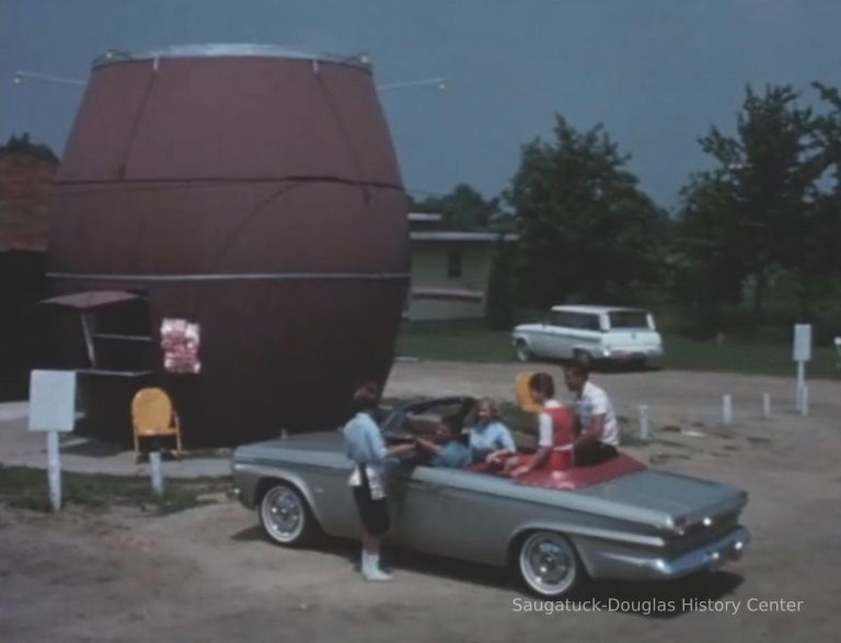          The 1964 Studebakers: Different by Design picture number 1
   