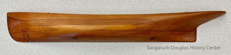          Half hull model, Summer Girl picture number 1
   
