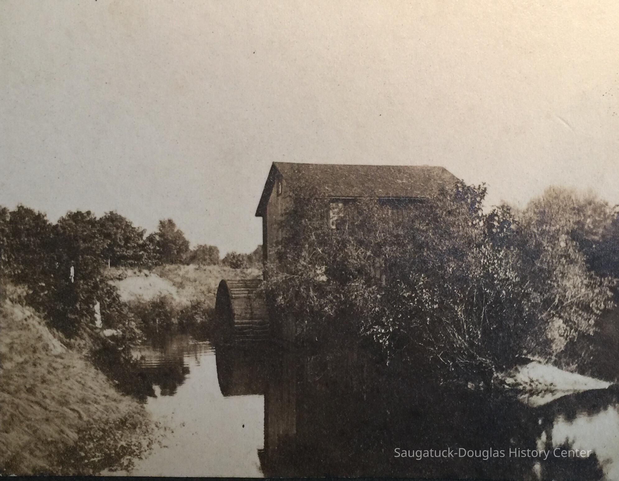 Pier Cove Mill picture number 1