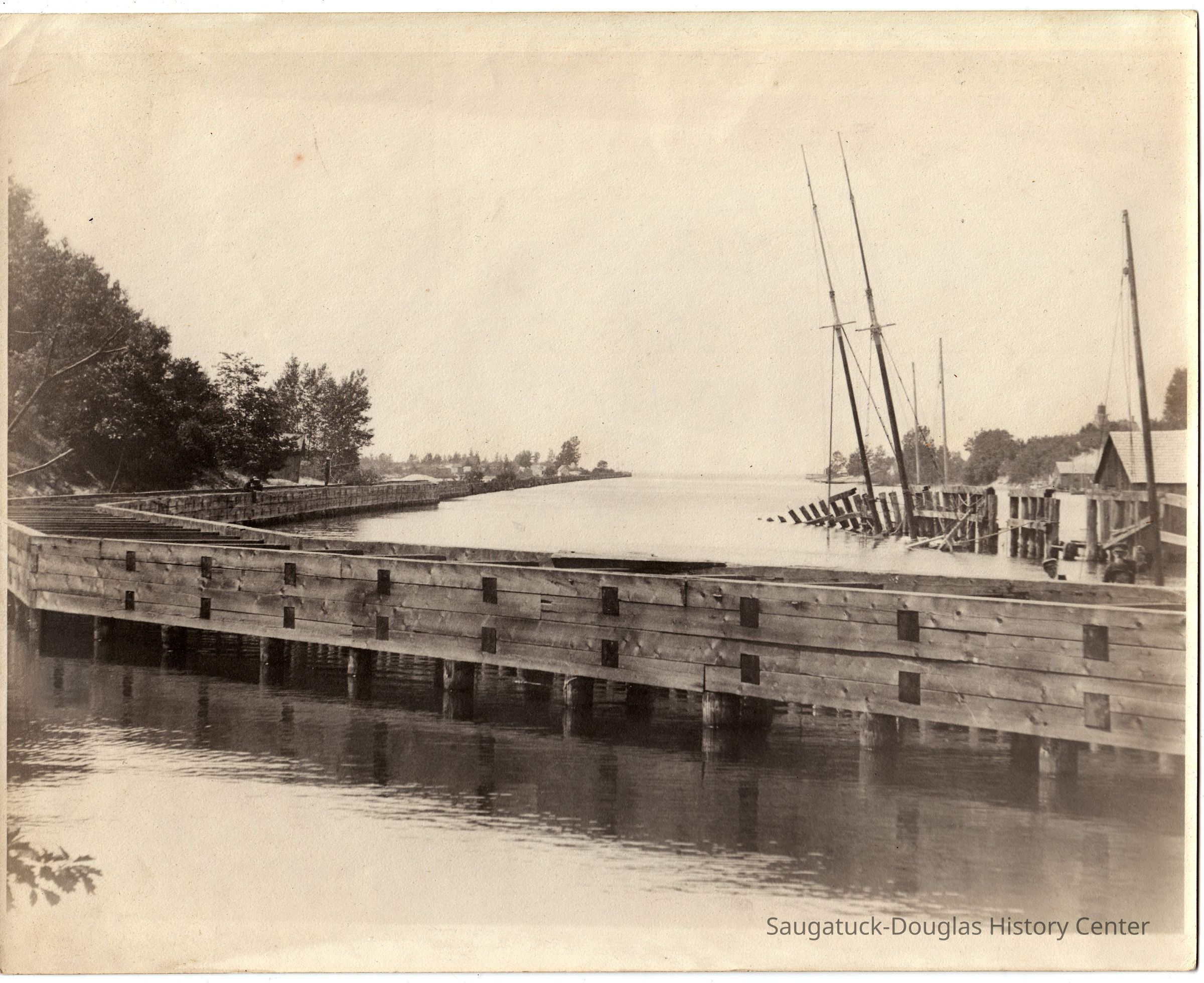          CondorSunkca1904.jpg 3.6MB
   