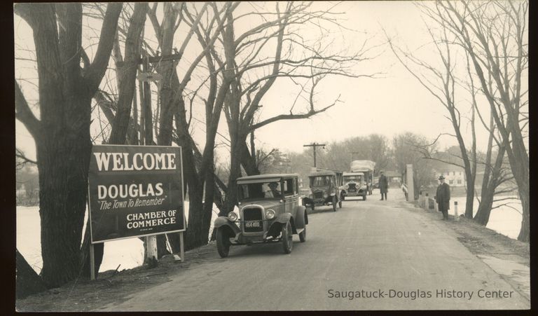          BridgeWithCarsCa1930.jpg 653KB; Douglas The Town to Remember Chamber of Commerce
   