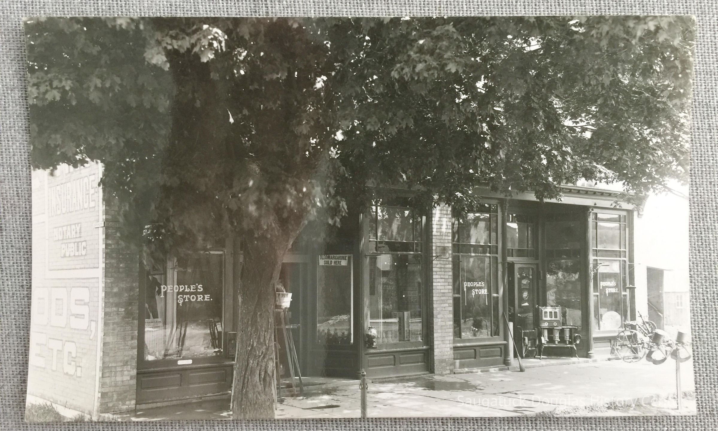          People's Store picture number 1
   