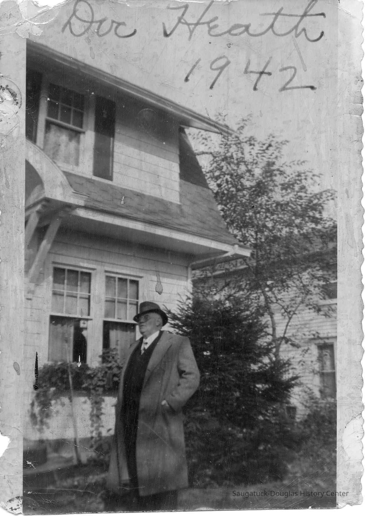          89-1-105 A DocHeath.jpg 354KB; 1942, 5x3.5