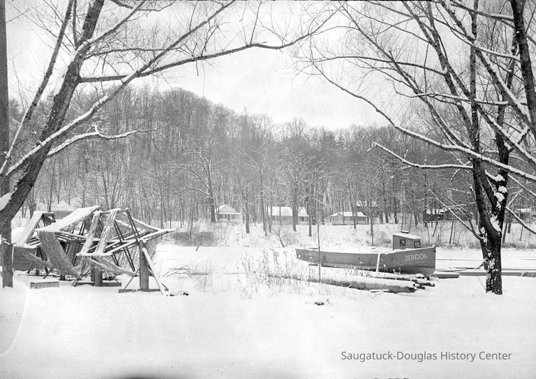 presumed to be a Simmons photos