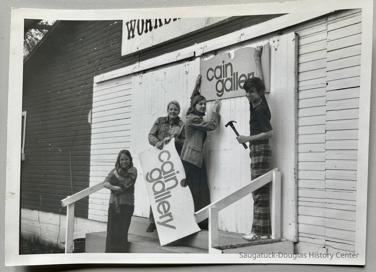         Cain Gallery c1979 picture number 1
   