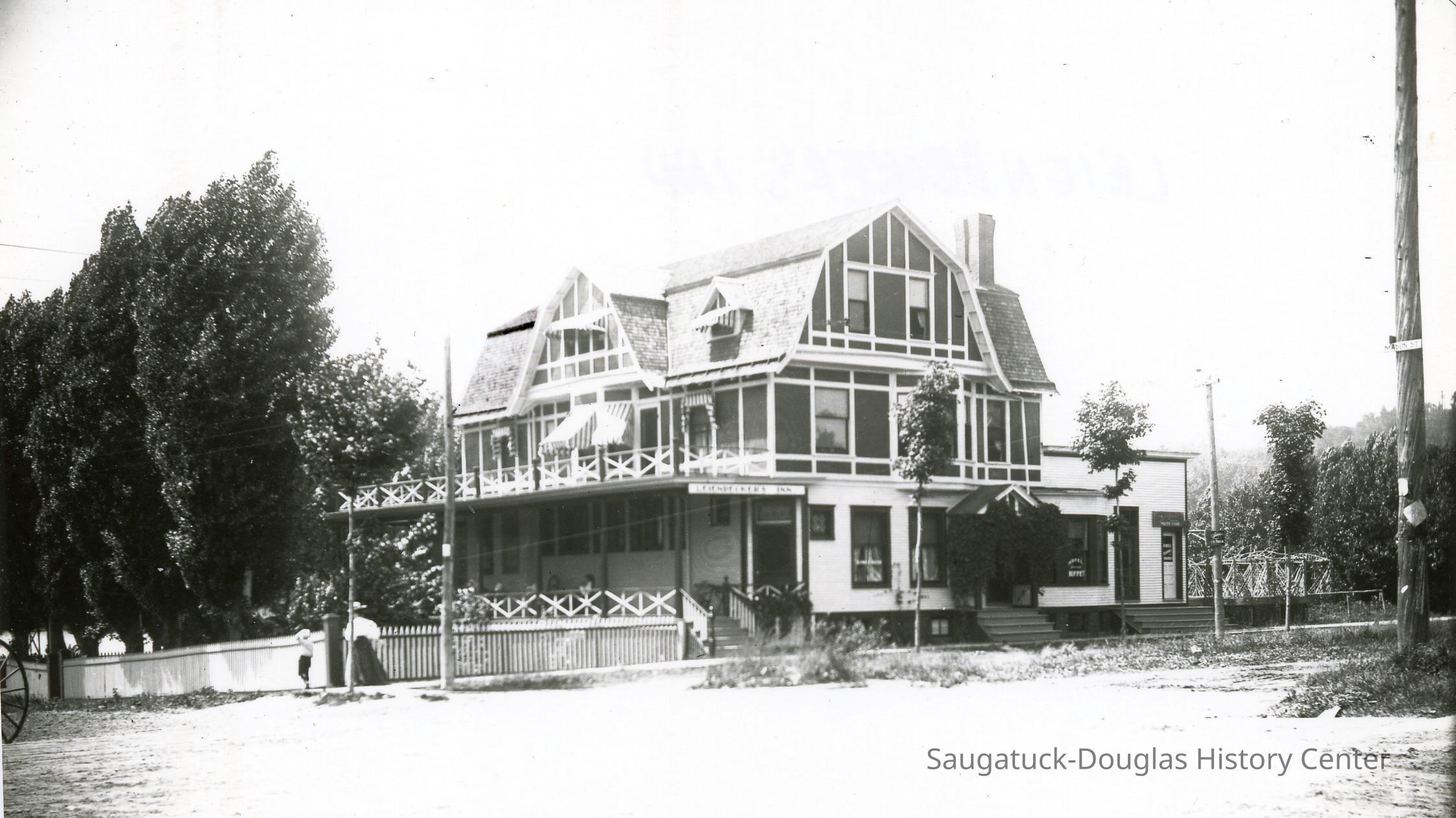 89-1-370 Leindecker_s Inn.jpg 691KB