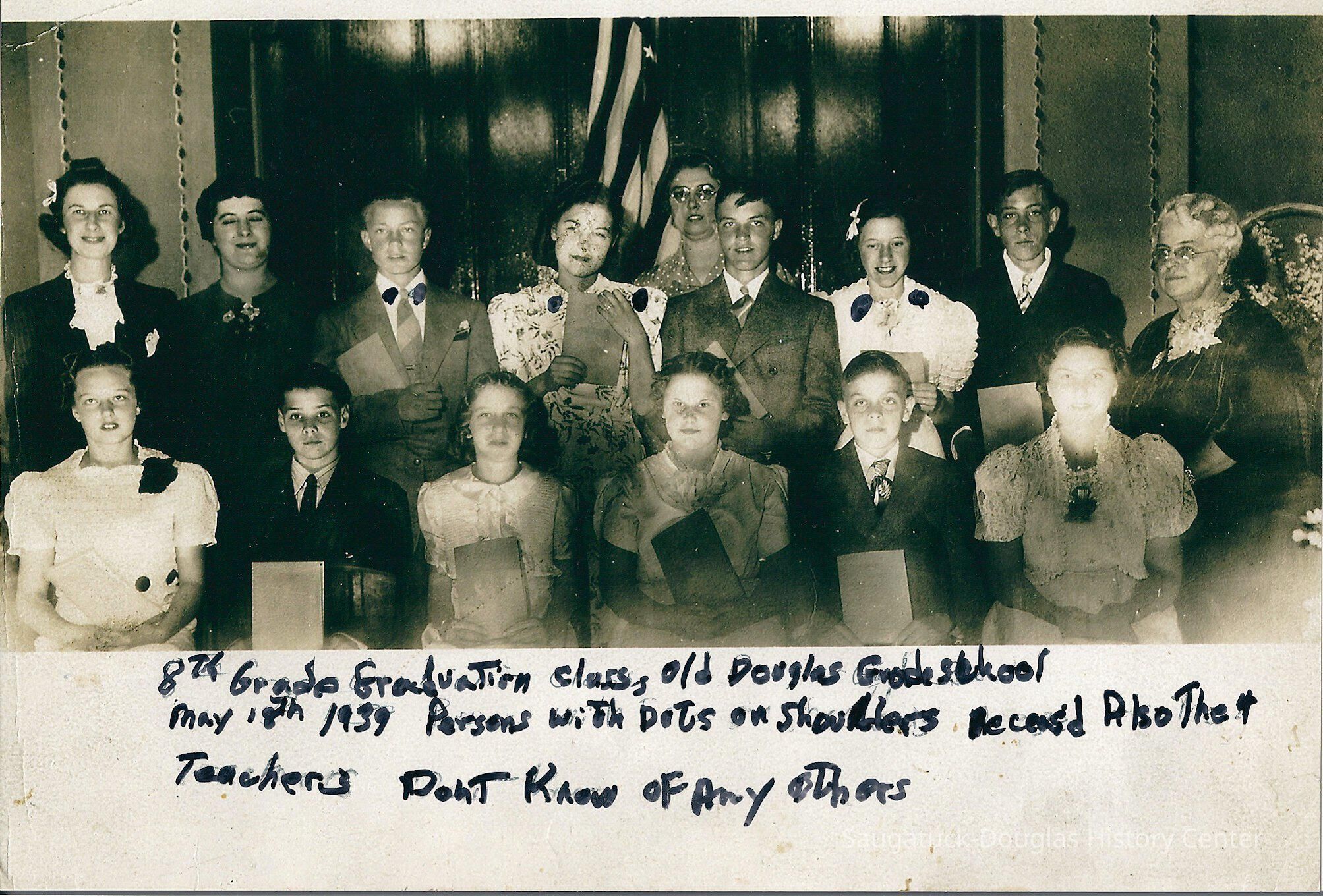 1939 8th grade graduation of Douglas School