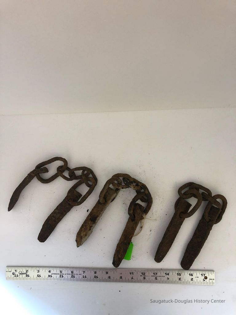 Boom Chain with Pins