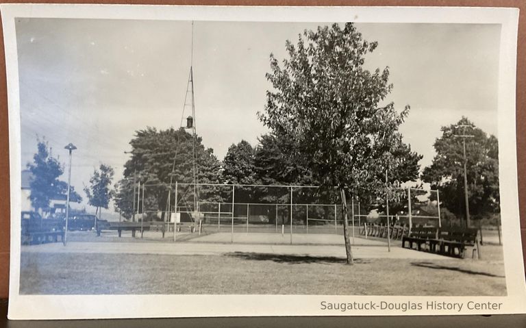          Tennis Courts at Beery Field in Douglas picture number 1
   