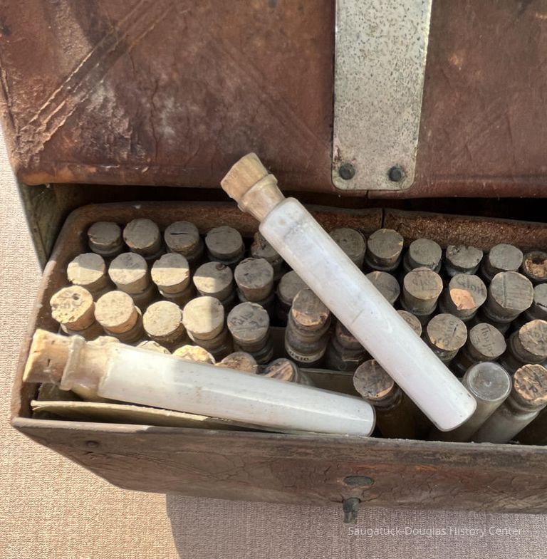 A.A. Mellier Saddlebag - Image 4