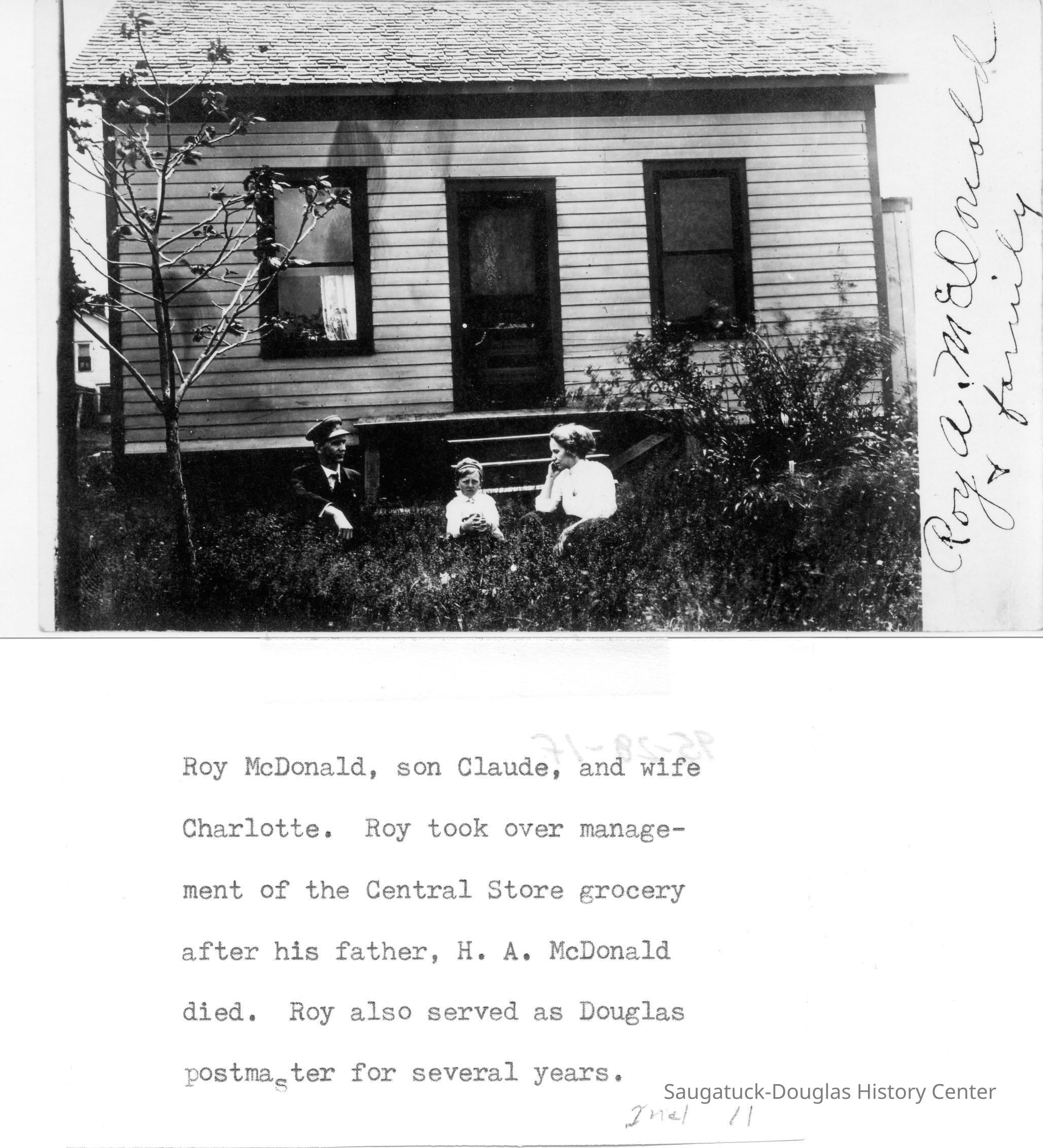95-28-1f_Douglas_McDonald_House_family_Roy_Claude_Charlotte.jpg 513KB
