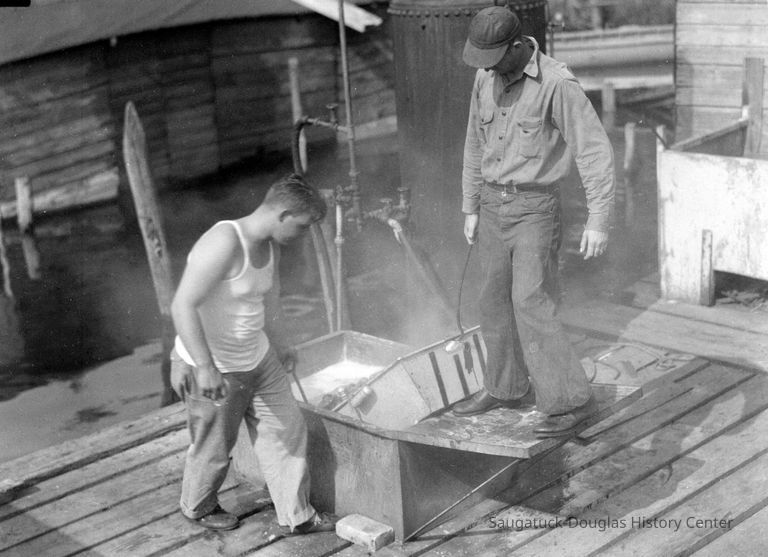 Commercial fishing 1943-1961 - Image 50