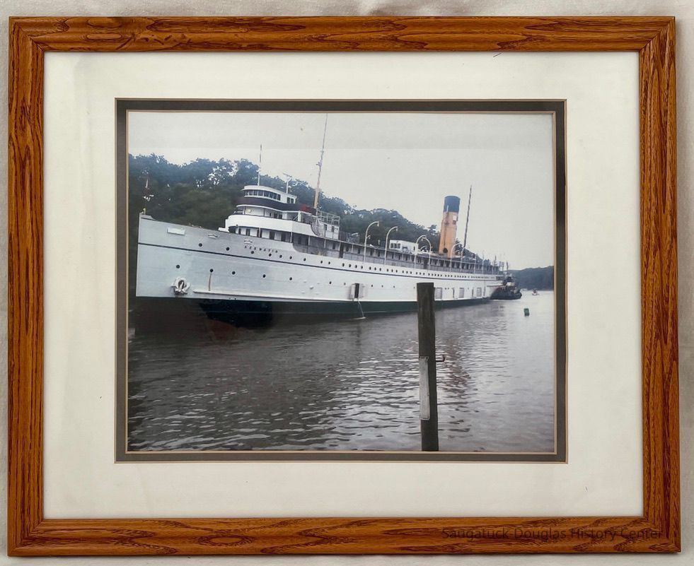          Keewatin picture number 1
   