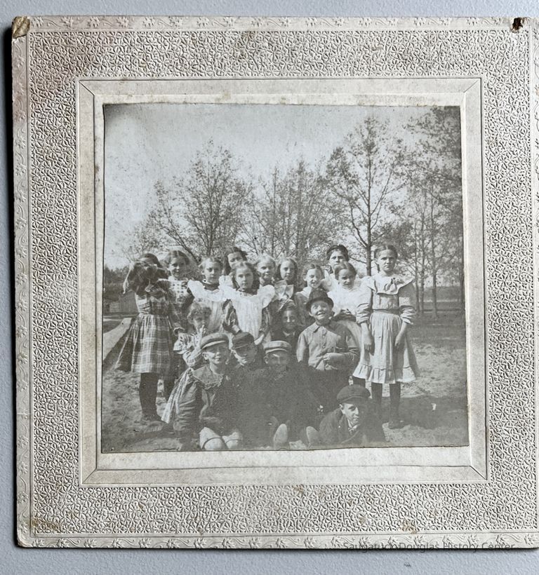          Fourth Grade, May 1899 picture number 1
   