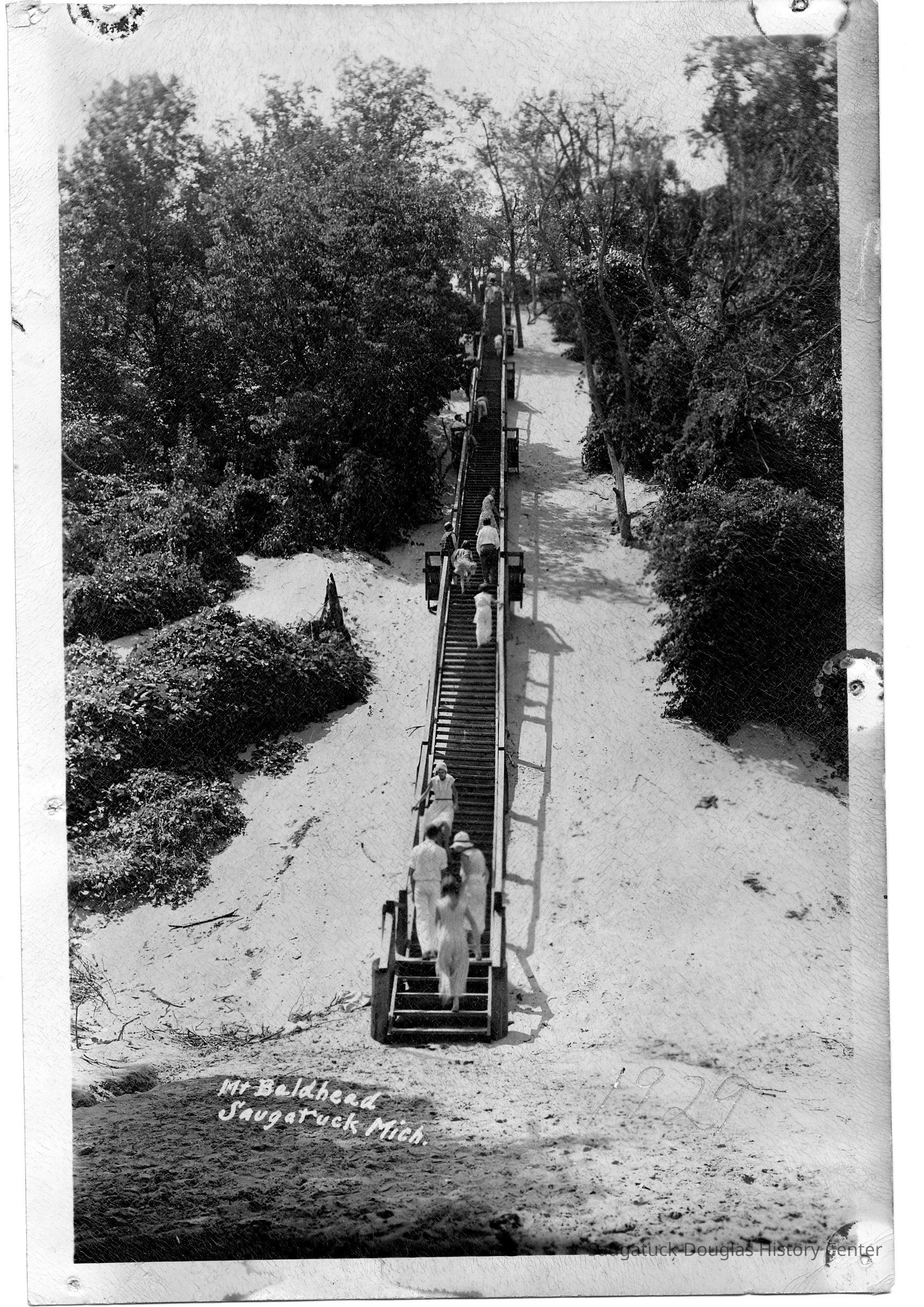 89-1-235_Mt.Baldhead.jpg 1.6MB; 89-1-235
