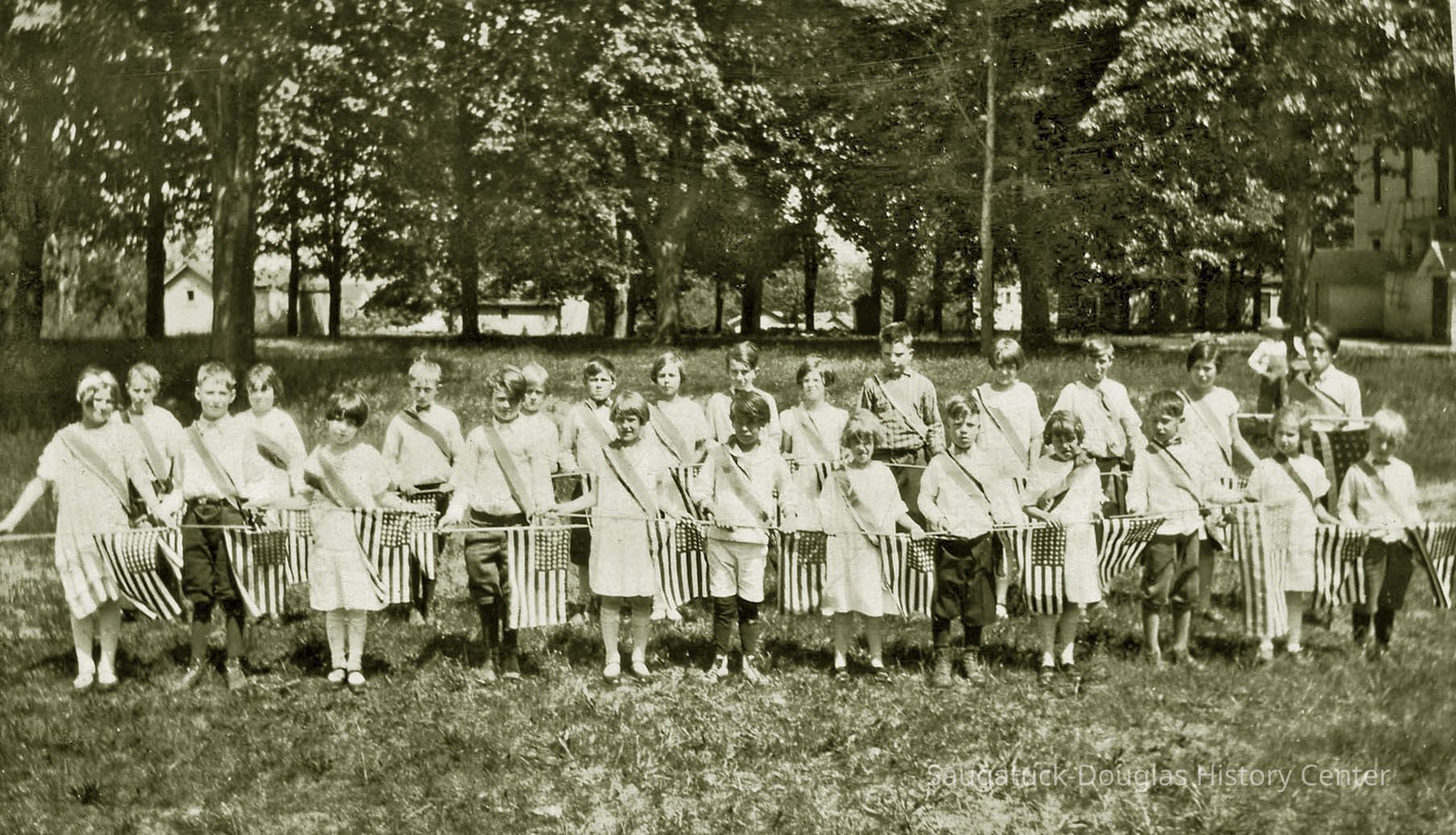 DouglasSchoolKidsFlags copy.jpg 482KB