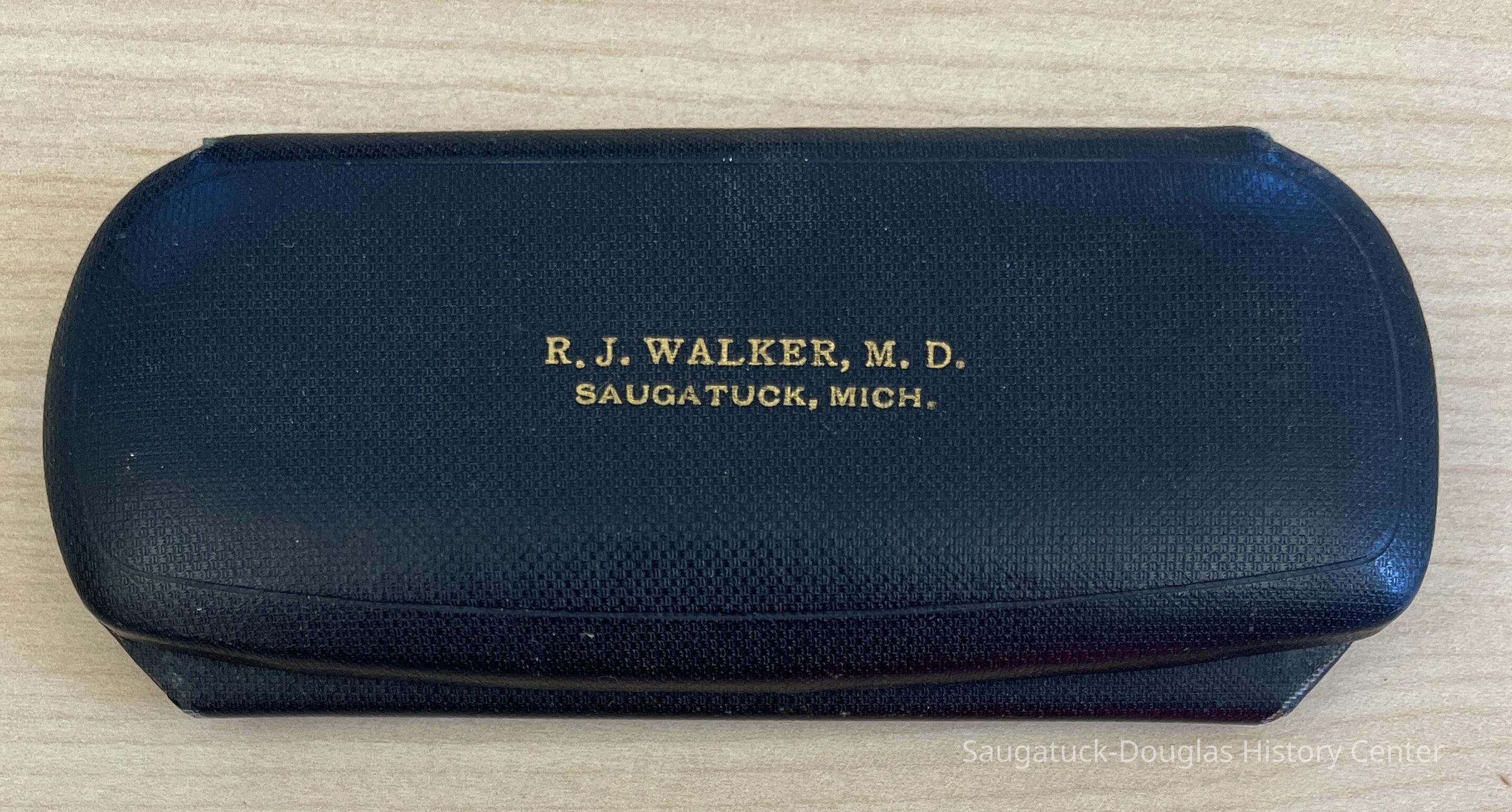 R. J. Walker, M.D. picture number 1