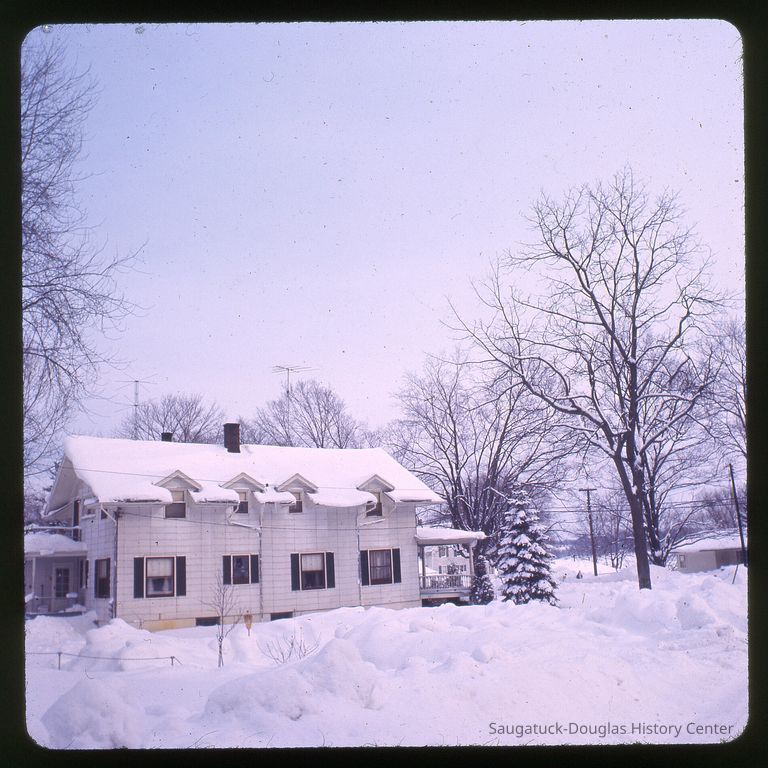 790 Lake Street - Image 2