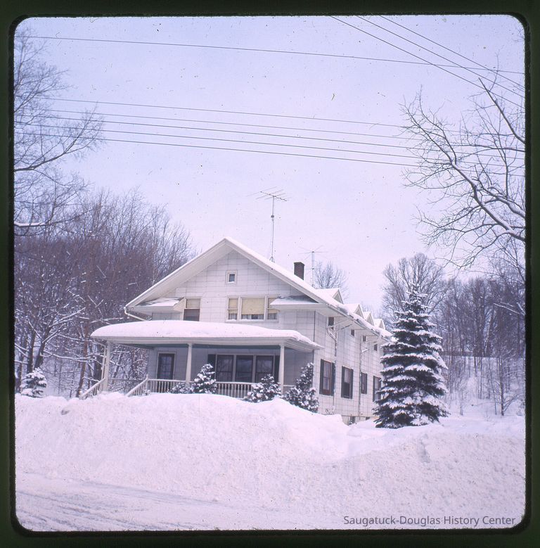 790 Lake Street - Image 4