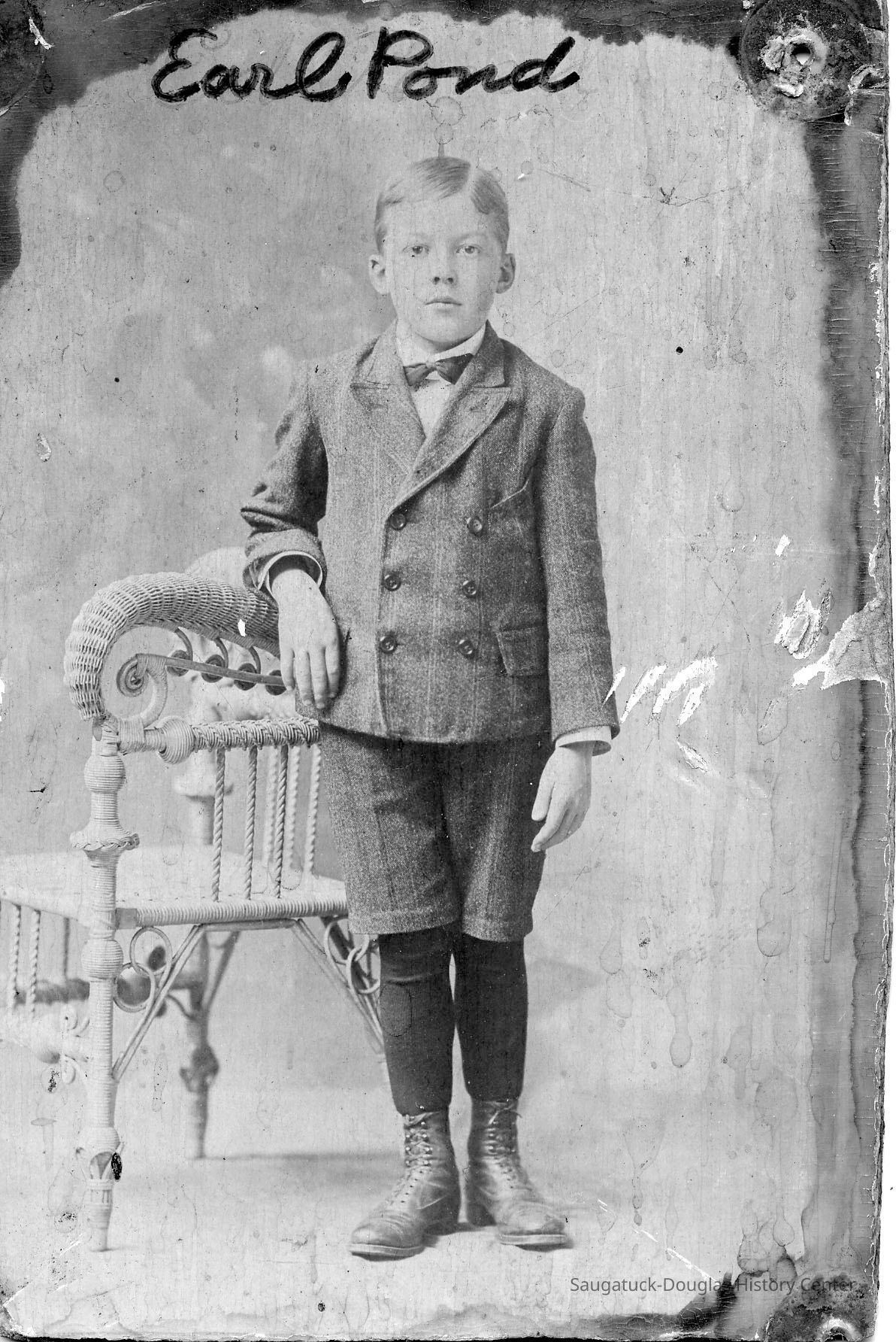          89-1-183_Earl_Pond.jpg 440KB; 89-1-183 Earl Pond
   