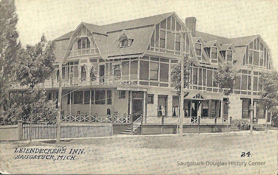 Leiedendecker's Inn; Origsize: 3 x 5; Origformat: Print-Photographic
