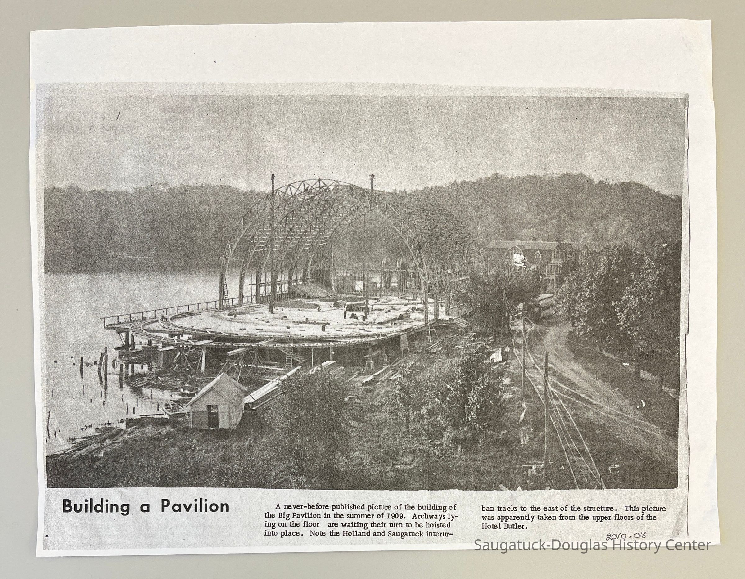 Building the Pavilion picture number 1