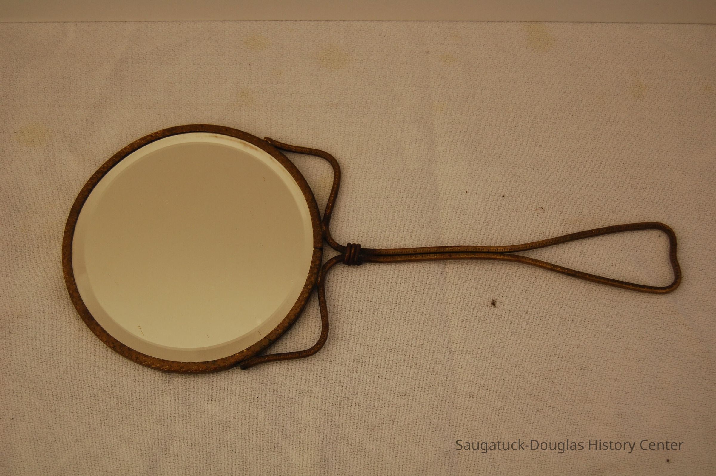 mirror; Origsize: 13 1/2 x 25