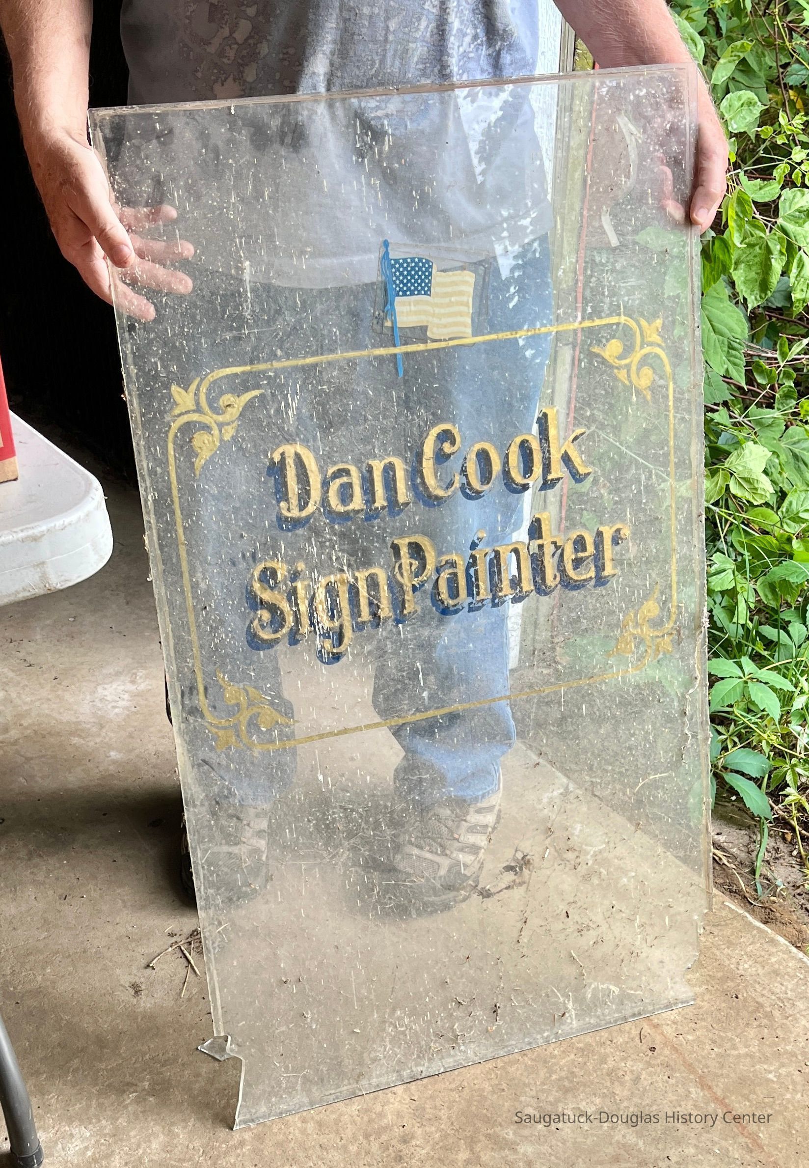 Dan Cook Sign Painter glass windowpane picture number 1