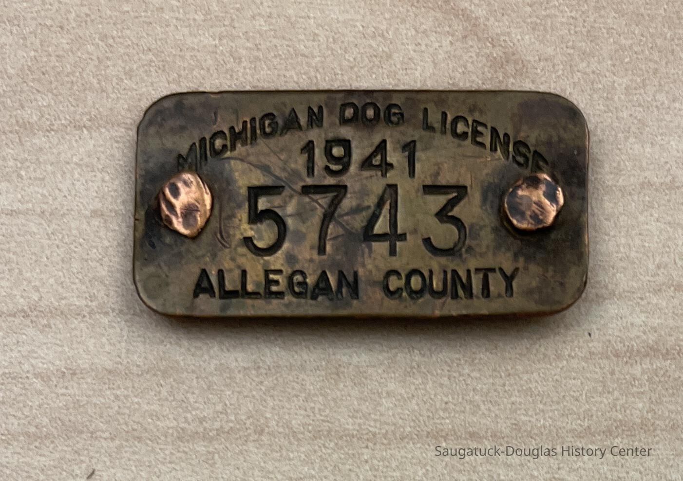          Dog License Tag 1941 picture number 1
   