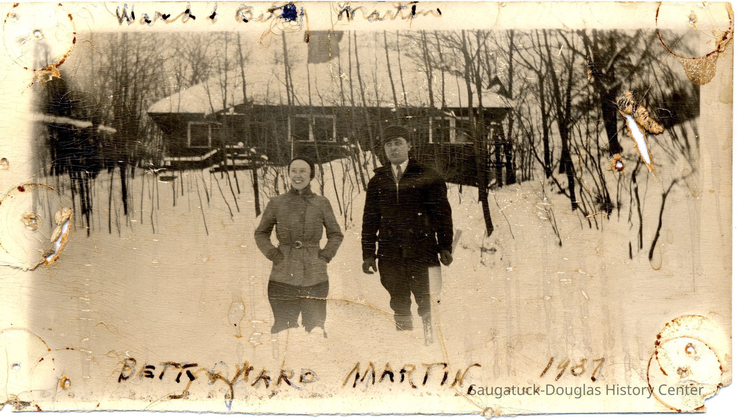          89-1-140 Betty & Ward Martin 1937.jpg 2.8MB
   