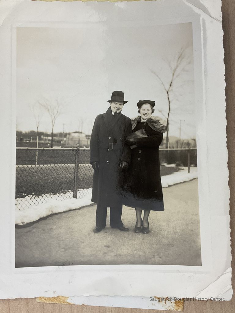          Carl and Lucille Walter picture number 1
   