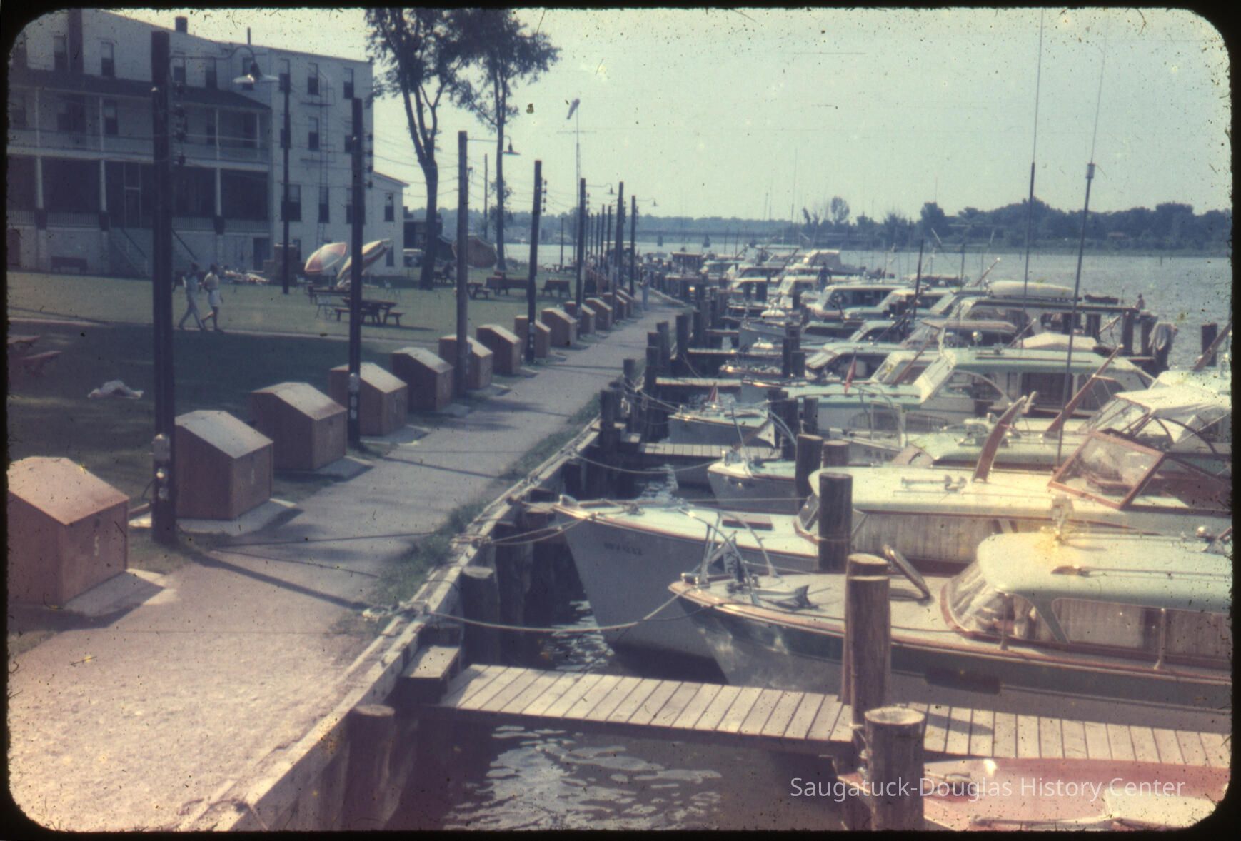 Docks behind the Butler Hotel picture number 1