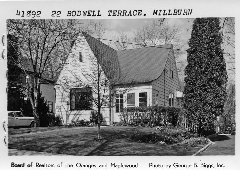          22 Bodwell Terrace, Millburn picture number 1
   