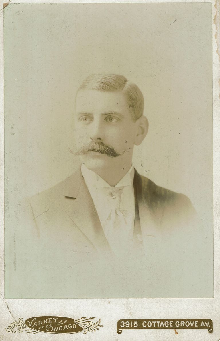          Brison: Frank Button Photograph picture number 1
   
