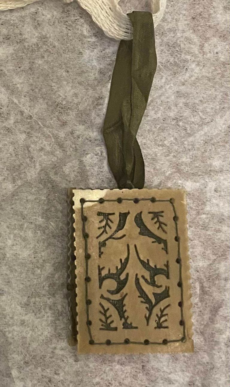          Pincushion, Small picture number 1
   