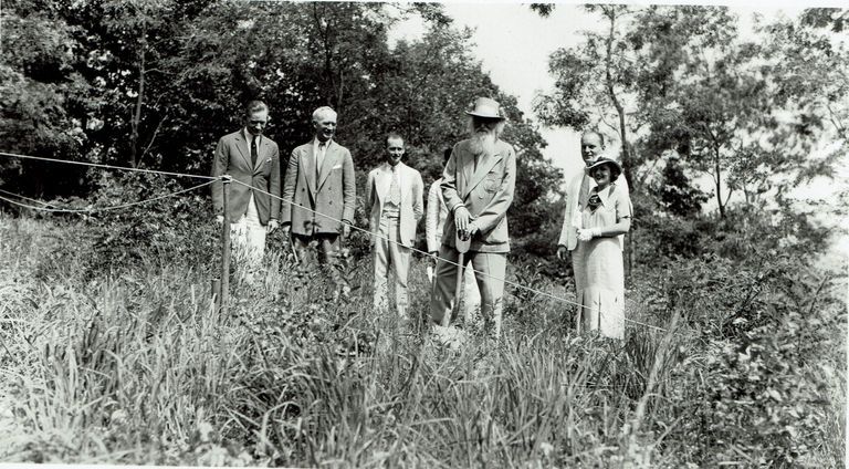          Hartshorn: Stewart Hartshorn at Groundbreaking Ceremony of 10 Gap View Road, 1935 picture number 1
   