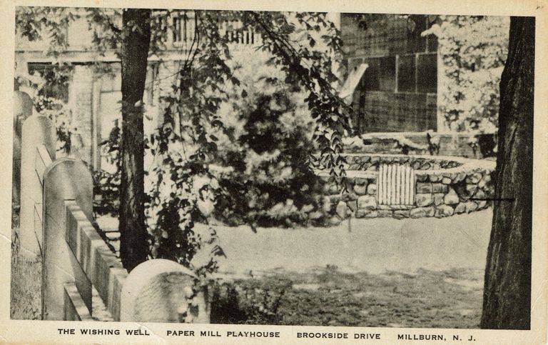          Paper Mill Playhouse: Wishing Well at the Paper Mill Playhouse, Millburn picture number 1
   