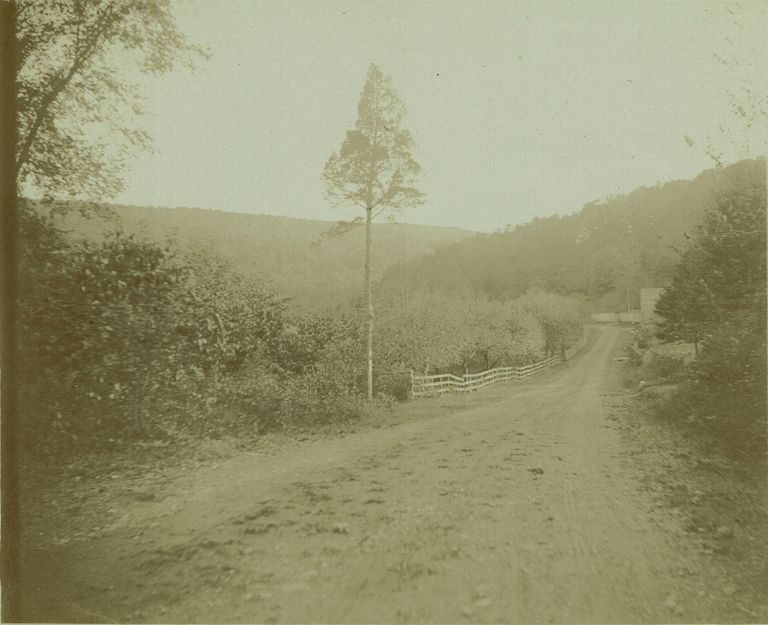          Brookside Drive, c. 1900 picture number 1
   