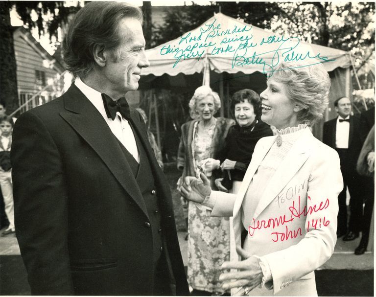          Paper Mill Playhouse: Opening Night Gala, 1982 picture number 1
   