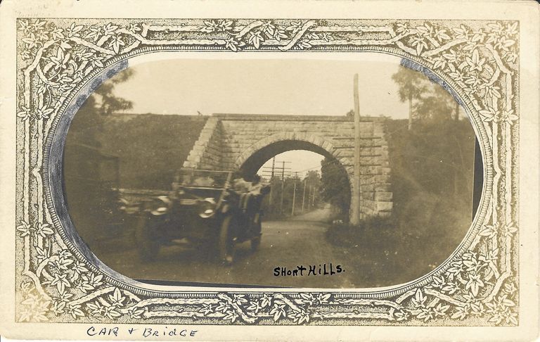          Arch Bridge with Early Automobile picture number 1
   