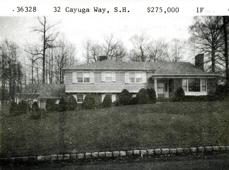          32 Cayuga Way, Short Hills picture number 1
   