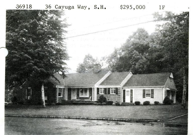          36 Cayuga Way, Short Hills picture number 1
   