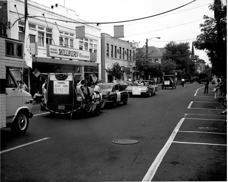          Memorial Day Parade Millburn, 1976 picture number 1
   