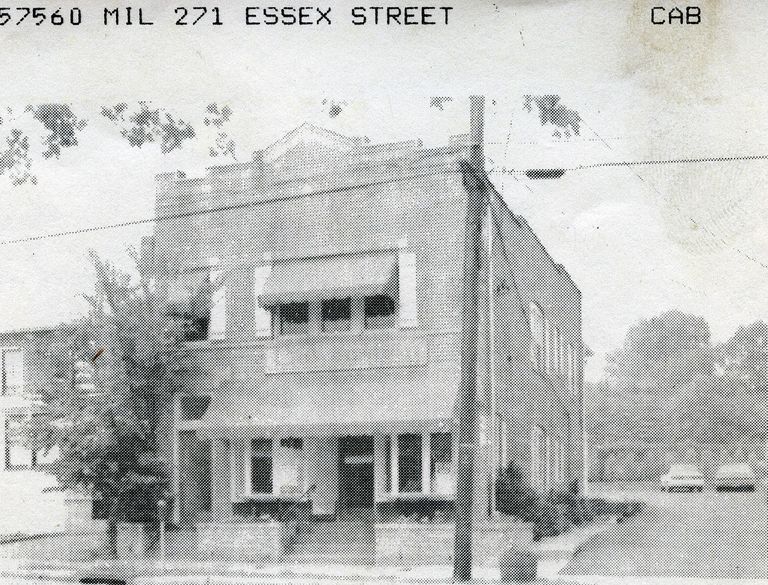          271 Essex Street, Millburn picture number 1
   