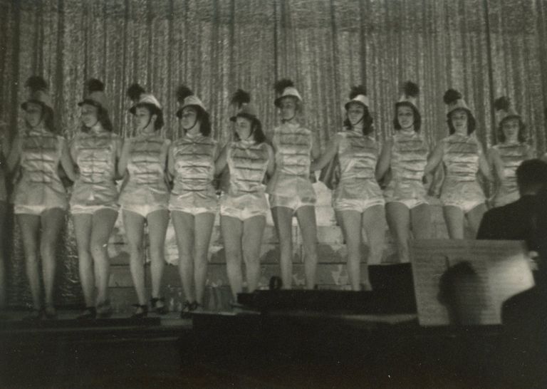          Hi Ho: Hi Ho Female cast members picture number 1
   