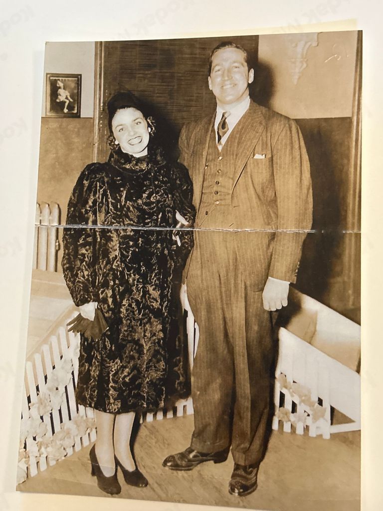          Dunn: Bob Dunn and his Wife Marie, 1939 picture number 1
   