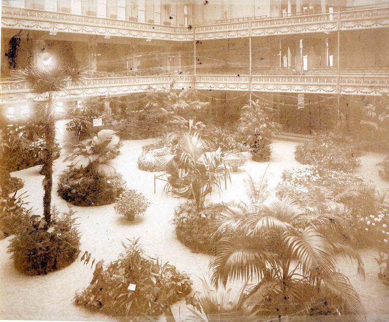          B& W Photograph of Florist Pitcher & Manda Display at the New York Flower Show-2
   